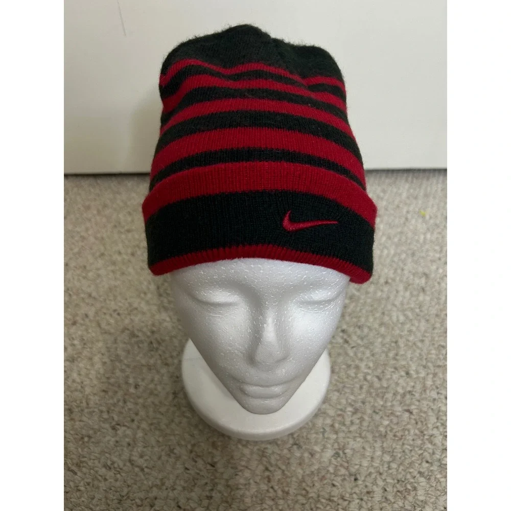 Nike Youth Striped Beanie Hat‎ Black and Red Knit Cap Winter